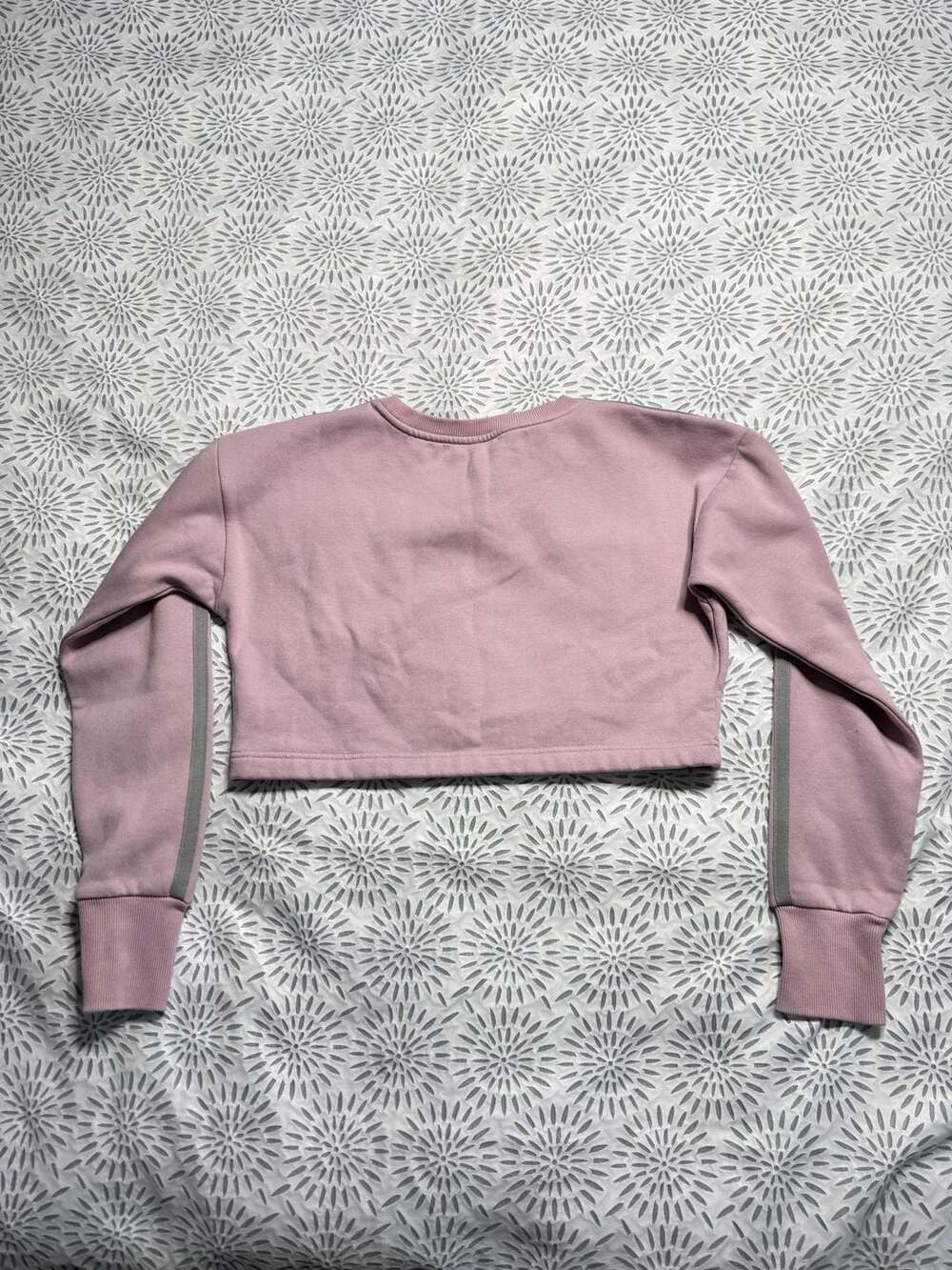 Gymshark Women's Cropped Logo Sweatshirt Pink Size M - Picture 5 of 9